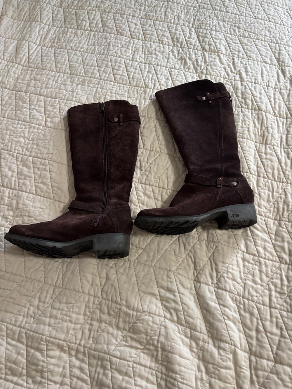 UGG Women's Tall Suede Boots in Dark Brown Size 8